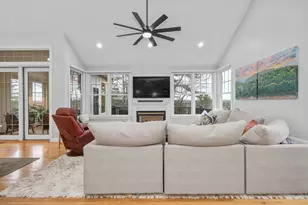 21 Carriage Hill Cir, Southborough, MA 01772 - Photo 7