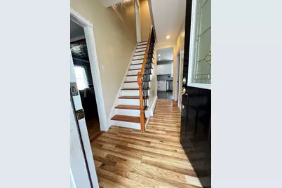 8 Ford St, Haverhill, MA 01832 - Photo 9