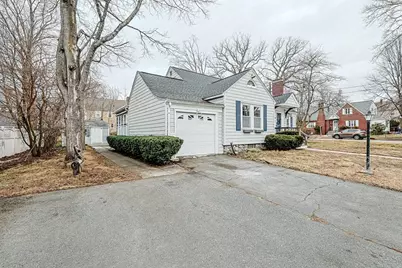 9 Russ St, Methuen, MA 01844 - Photo 33