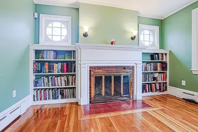 9 Russ St, Methuen, MA 01844 - Photo 5