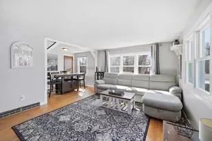 88 Agnes St, Springfield, MA 01118 - Photo 5