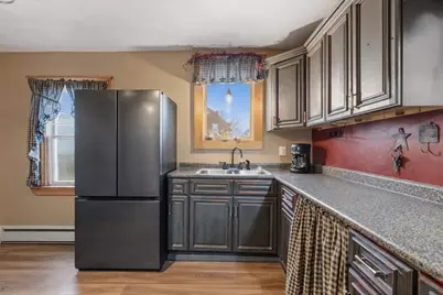 76 Liberty St, New Bedford, MA 02740 - Photo 5