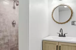 6 Roy Ave, Tyngsborough, MA 01879 - Photo 5