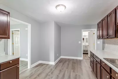 14 Benefit Ter #2, Worcester, MA 01610 - Photo 5