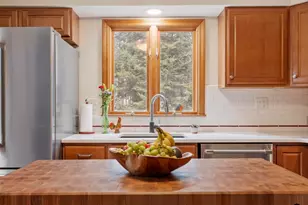 51 Concord Rd, Dracut, MA 01826 - Photo 9