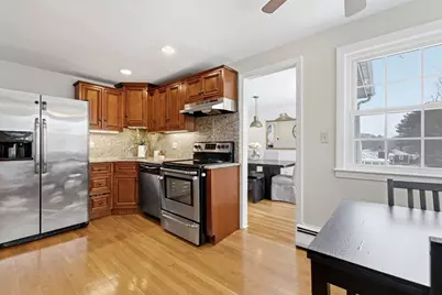 10 Celestine Ter, Stoneham, MA 02180 - Photo 13