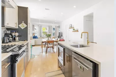 112 King Street #3, Boston, MA 02122 - Photo 5