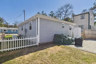 3 Hazel St, Wareham, MA 02571 - Photo 21