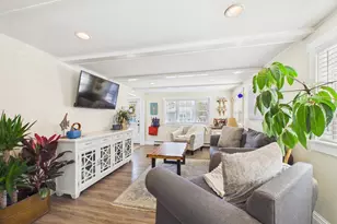 3 Hazel St, Wareham, MA 02571 - Photo 9