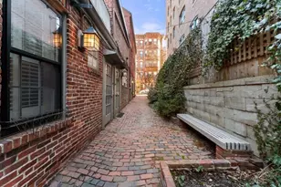 36 Joy St, Boston, MA 02114 - Photo 11