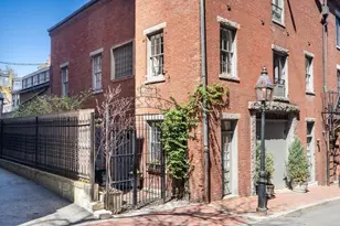 36 Joy St, Boston, MA 02114 - Photo 9