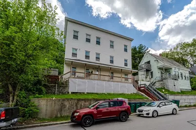 140-142 Leighton St, Fitchburg, MA 01420 - Photo 3