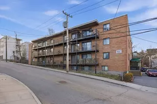 10 Coffey St, Boston, MA 02122 - Photo 21