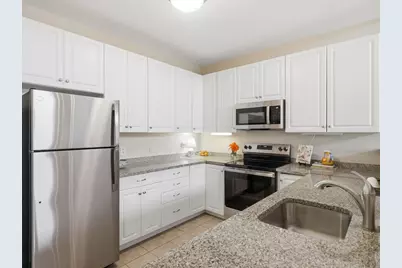 2 Harvest Dr #308, North Andover, MA 01845 - Photo 3