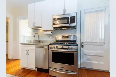 40 Marshall St #1, Watertown, MA 02472 - Photo 11