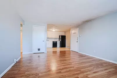 96 Richardson Rd #B28, Chelmsford, MA 01863 - Photo 3