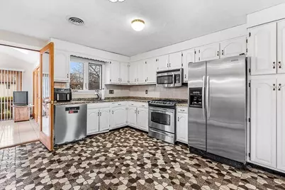 79 Wedgewood Dr, Norwood, MA 02062 - Photo 15