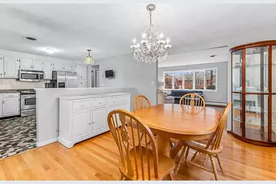 79 Wedgewood Dr, Norwood, MA 02062 - Photo 9