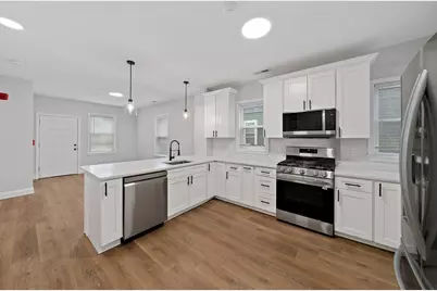 22 Madison Ave, Cambridge, MA 02140 - Photo 3