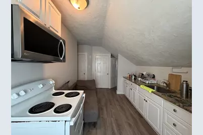 35 Freeland St, Worcester, MA 01608 - Photo 23