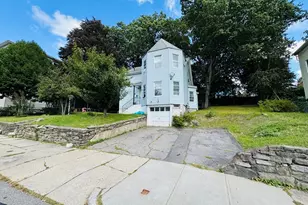 35 Freeland St, Worcester, MA 01608 - Photo 1