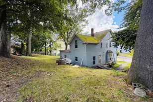 35 Freeland St, Worcester, MA 01608 - Photo 5