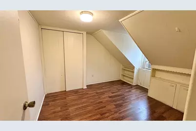 129 Cabot St, Lowell, MA 01854 - Photo 9