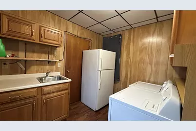 129 Cabot St, Lowell, MA 01854 - Photo 15