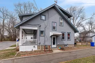 15 Monica St, Taunton, MA 02780 - Photo 9