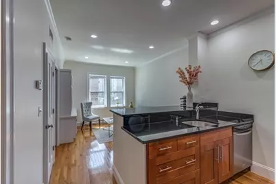 15 Garrison St #9, Boston, MA 02116 - Photo 1