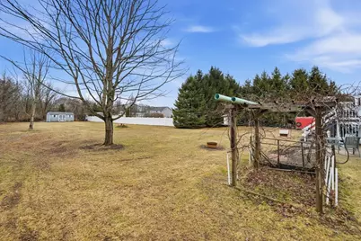 53 West St, Granby, MA 01033 - Photo 27