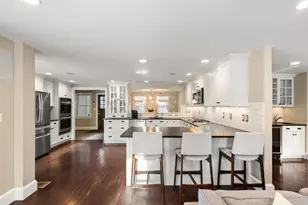 15 Draper St, Canton, MA 02021 - Photo 9