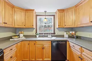 61 Beaver Rd, Reading, MA 01867 - Photo 13