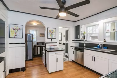 69 Belvidere St, Springfield, MA 01108 - Photo 3