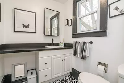 69 Belvidere St, Springfield, MA 01108 - Photo 7