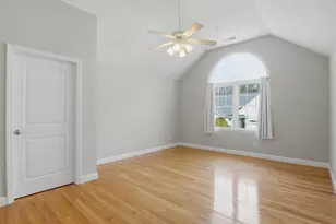 32 Edmonds Cir, Northbridge, MA 01588 - Photo 17