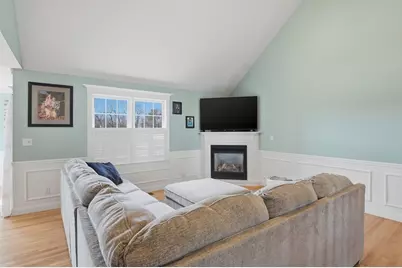 32 Edmonds Circle #32, Northbridge, MA 01588 - Photo 11