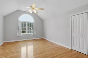 32 Edmonds Cir, Northbridge, MA 01588 - Photo 15