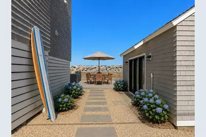 1092 Nantasket Ave, Hull, MA 02045 - Photo 17
