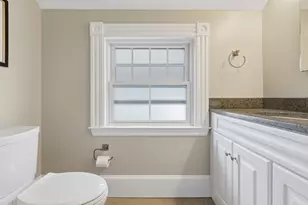 30 Leicester St, Boston, MA 02135 - Photo 23