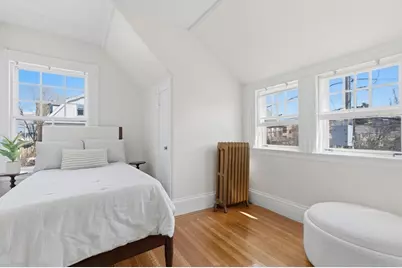 30 Leicester St, Boston, MA 02135 - Photo 21