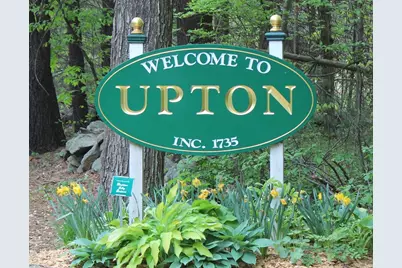 49 Grove St, Upton, MA 01568 - Photo 39