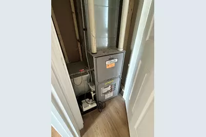 24 East Chestnut St, Brockton, MA 02301 - Photo 15