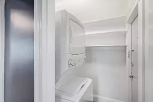 15 Adelaide St, Boston, MA 02130 - Photo 17