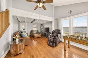 112 Hiatt St, Fall River, MA 02721 - Photo 11