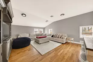 112 Hiatt St, Fall River, MA 02721 - Photo 23