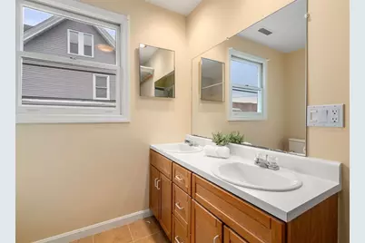 93 Central Ave #93, Newton, MA 02460 - Photo 9