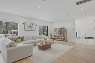 28 Bancroft St, Lynnfield, MA 01940 - Photo 13