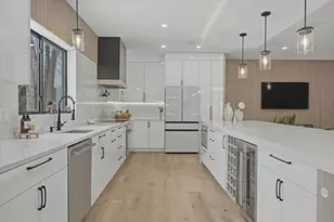 28 Bancroft St, Lynnfield, MA 01940 - Photo 21