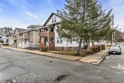 32-34 Magnolia St #2, Lawrence, MA 01841 - Photo 1